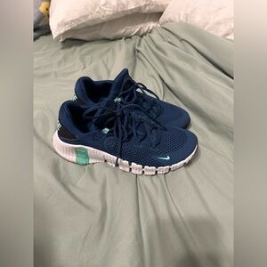Nike free metcon 5 women’s 9